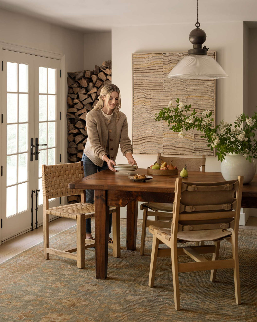 Loloi Heirloom HQ-04 Featured Dining room scene