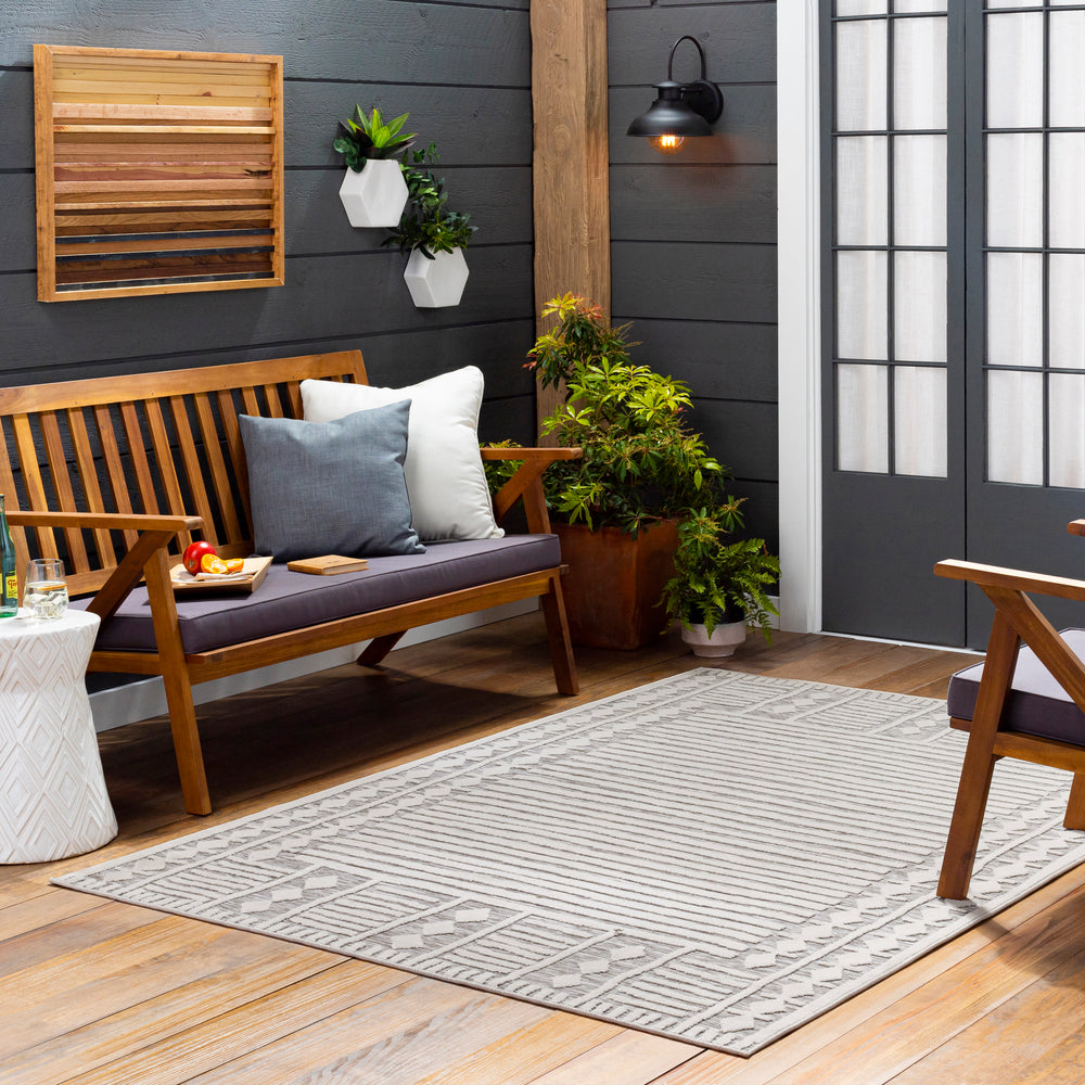 Surya Greenwich GWC-2334 Area Rug Room Scene Featured