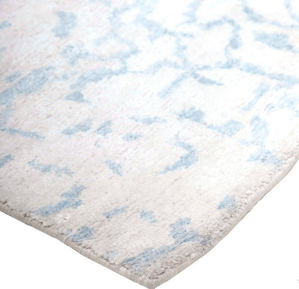Havila Fine Rugs London H2213 Sky Area Rug Incredible Rugs and Decor