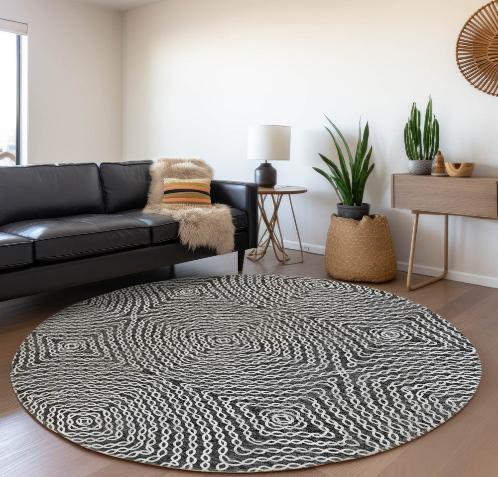 Piper Looms Mayfield Geometric Chain Links AMF74 Shadow Machine Washable Area Rug Round Lifestyle Image Feature