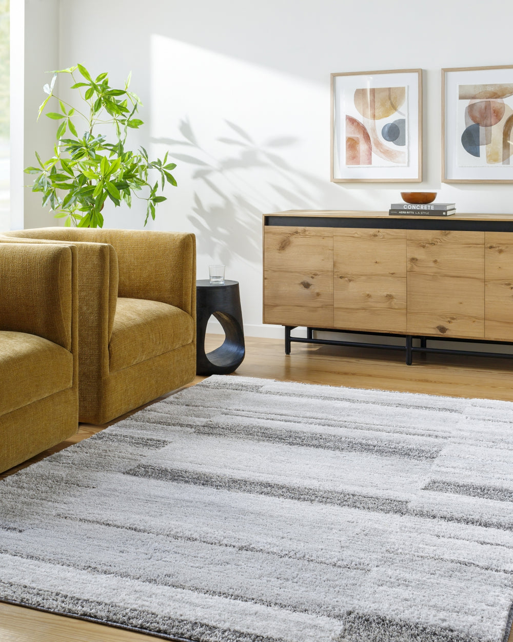 LIVABLISS Delight Shag DEL-2308 Slate Area Rug Room Scene Feature