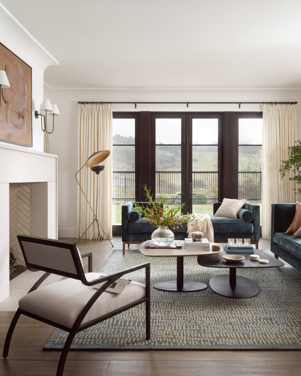 Elias ELA-02 Ocean/Oatmeal Area Rug by Loloi Lifestyle Image Feature