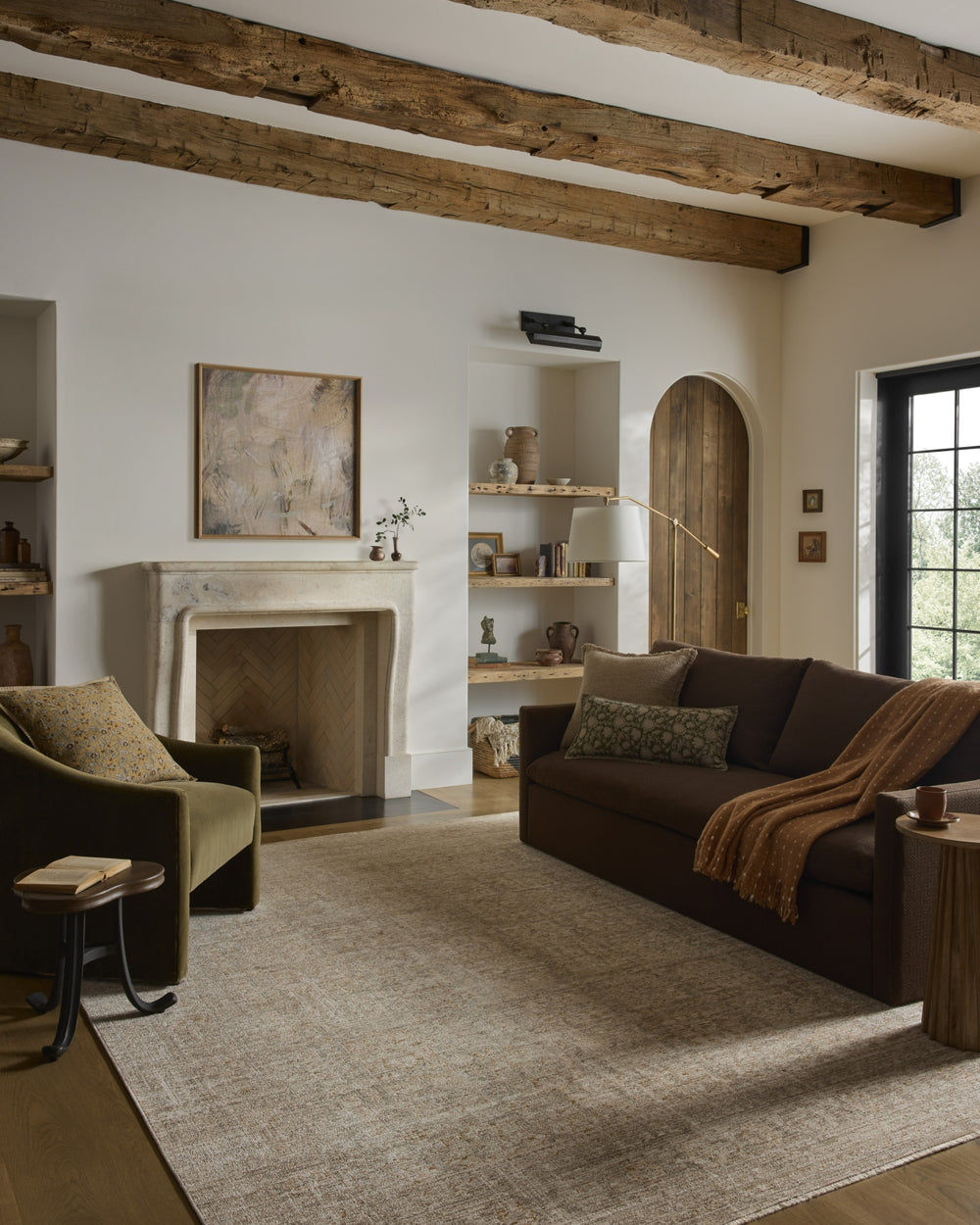 Loloi Elora ELR-03 Natural / Terracotta Area Rug Lifestyle Image Feature