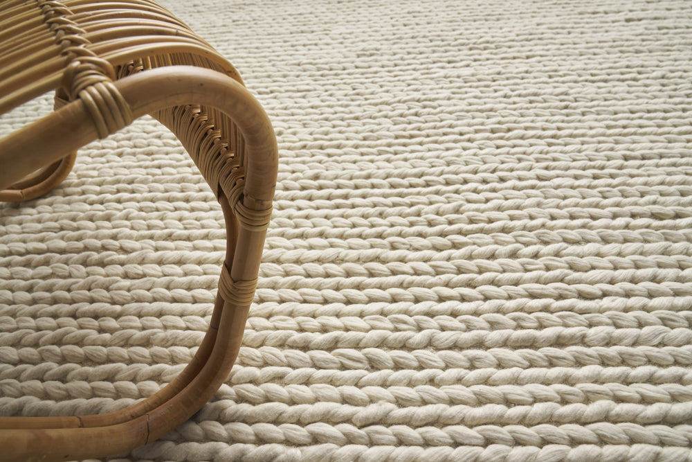 Exquisite Rugs Arlow 2313 Ivory Area Rug by The Met Lifestyle Image Feature