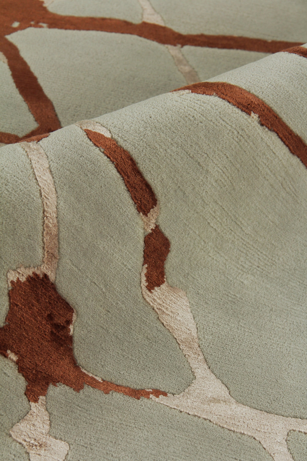 Exquisite Rugs Space Age 2503 Copper/Ivory Area Rug by The Met Lifestyle Image Feature