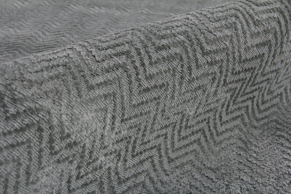 Exquisite Rugs Pavo 3467 Light Blue Area Rug Lifestyle Image Feature