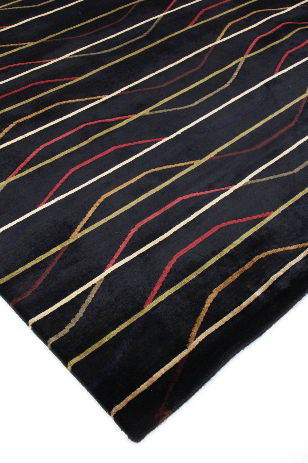 Exquisite Rugs Metropolitan 6583 Black Area Rug Lifestyle Image Feature