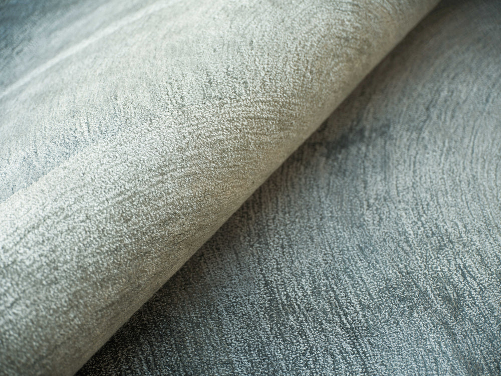 Exquisite Rugs Mitomo 7276 Sea Green Area Rug by The Met Lifestyle Image Feature