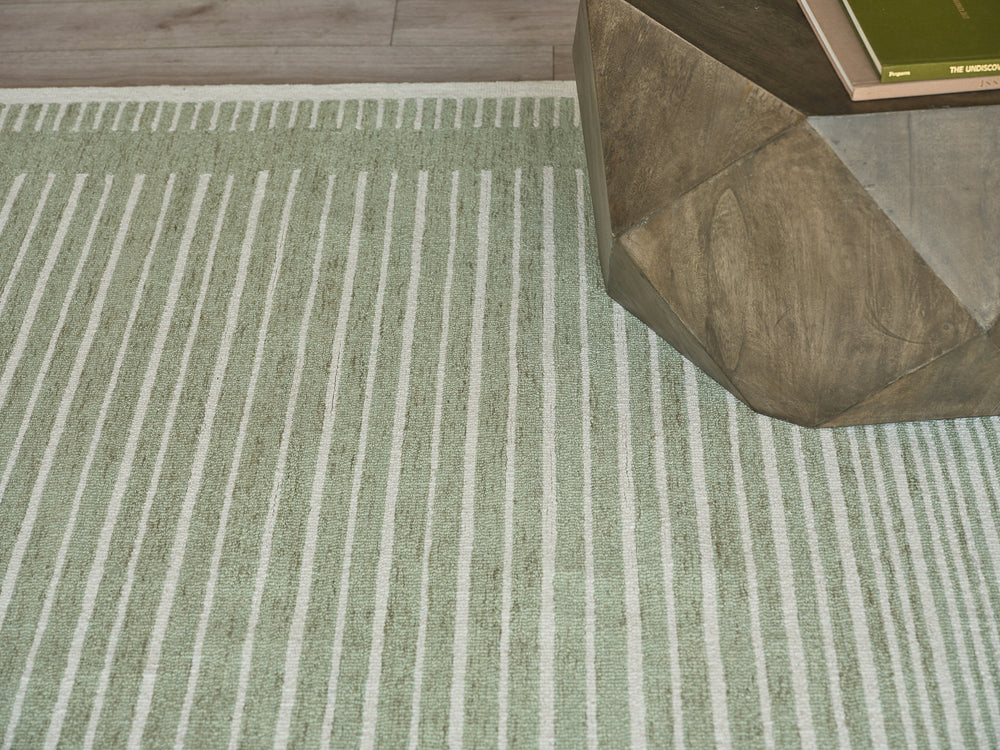 Exquisite Rugs Dusseldorf 7343 Sage Green/Ivory Area Rug Lifestyle Image Feature