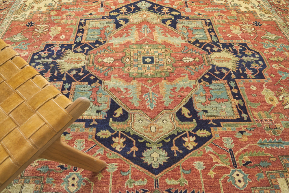 Exquisite Rugs Fine Serapi 9206 Rust/Ivory Area Rug Lifestyle Image Feature