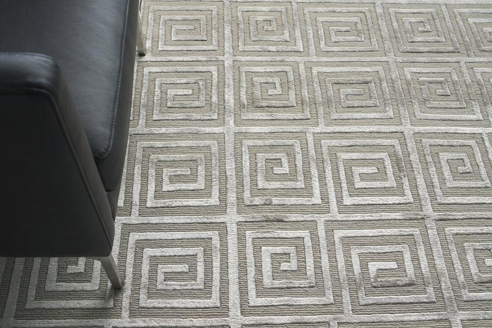 Exquisite Rugs Greek Key 9419 Silver Area Rug by The Met Lifestyle Image Feature