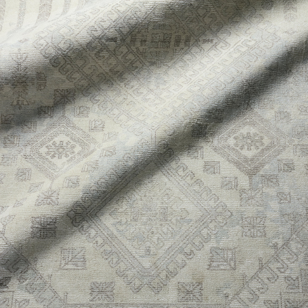 Jaipur Living Blythe Arlowe Light Taupe/Cream Area Rug Lifestyle Image Feature