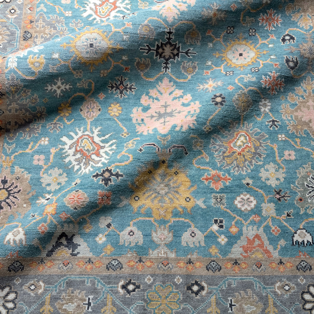 Jaipur Living Everly EVE03 Area Rug Lifestyle Image Feature