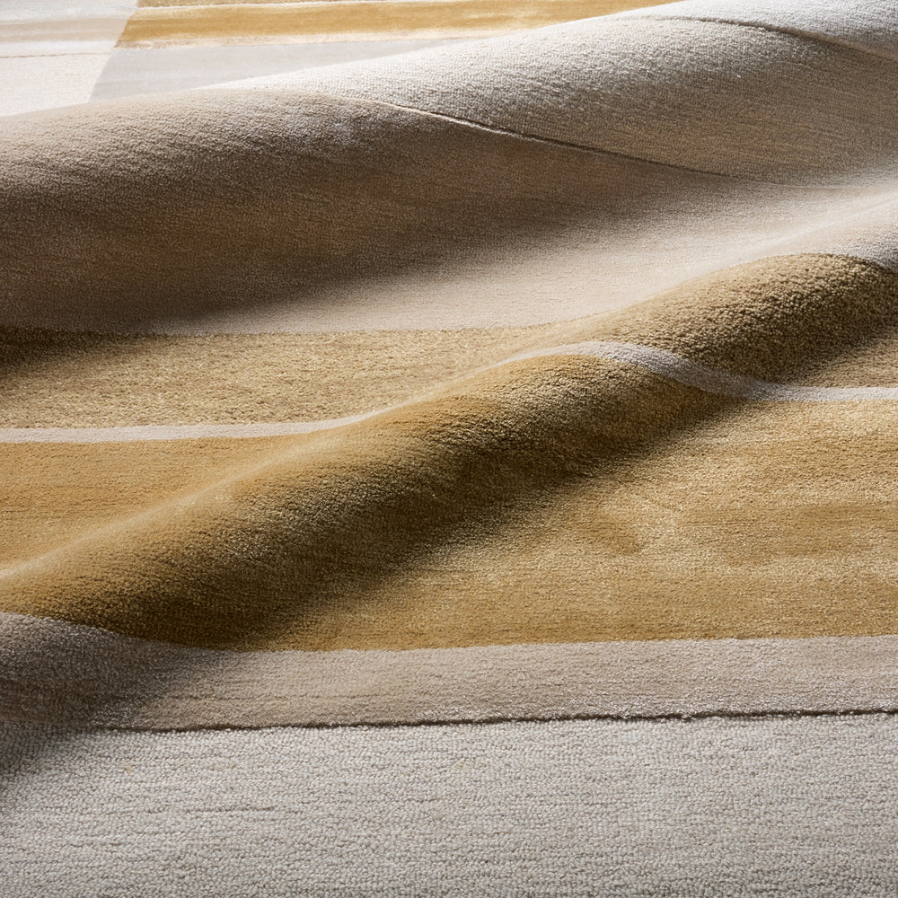 Jaipur Living Iconic Berkay ICO18 Gray Area Rug Lifestyle Image Feature