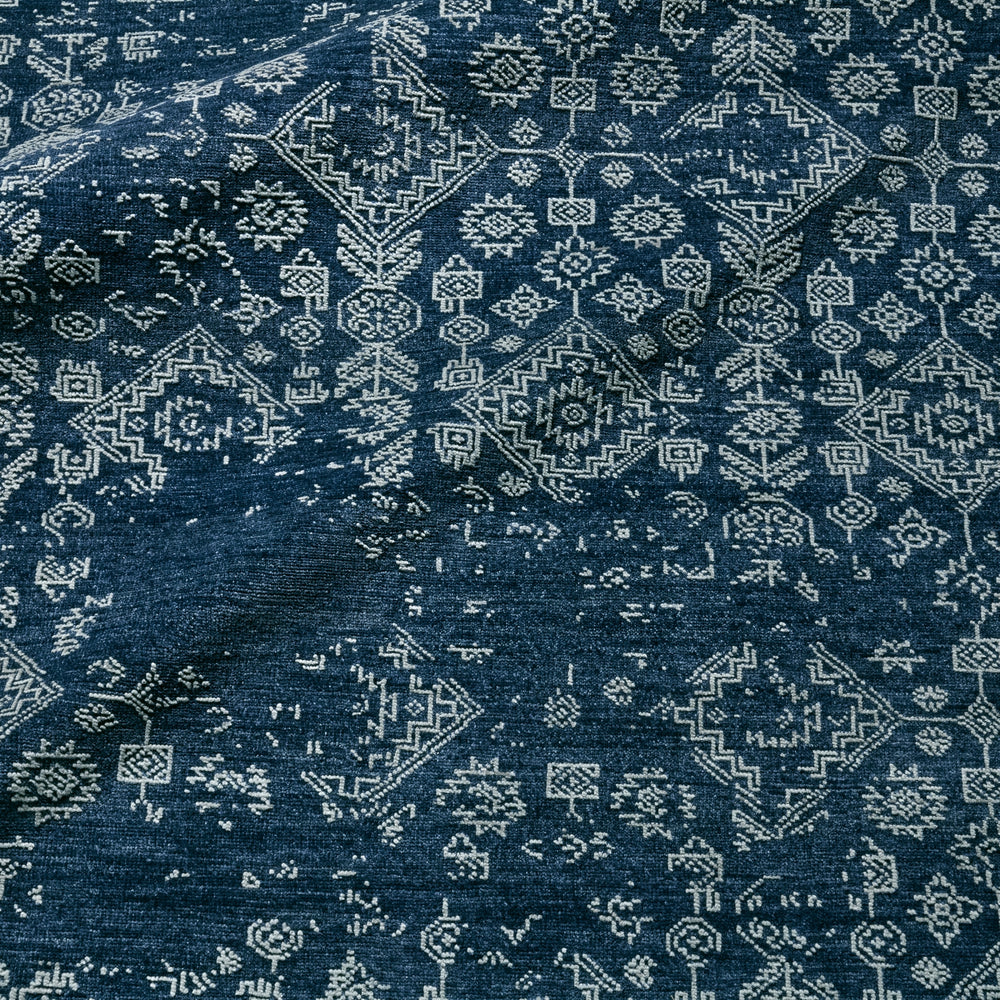 Jaipur Living Liberty Azuma LIB10 Dark Blue/Light Gray Area Rug Lifestyle Image Feature