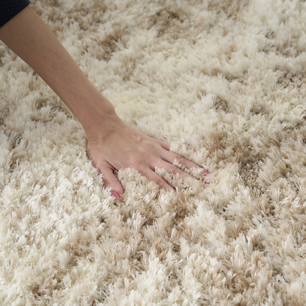Nourison Luxurious Shag LXR10 Ivory Dark Beige Area Rug Room Image Feature