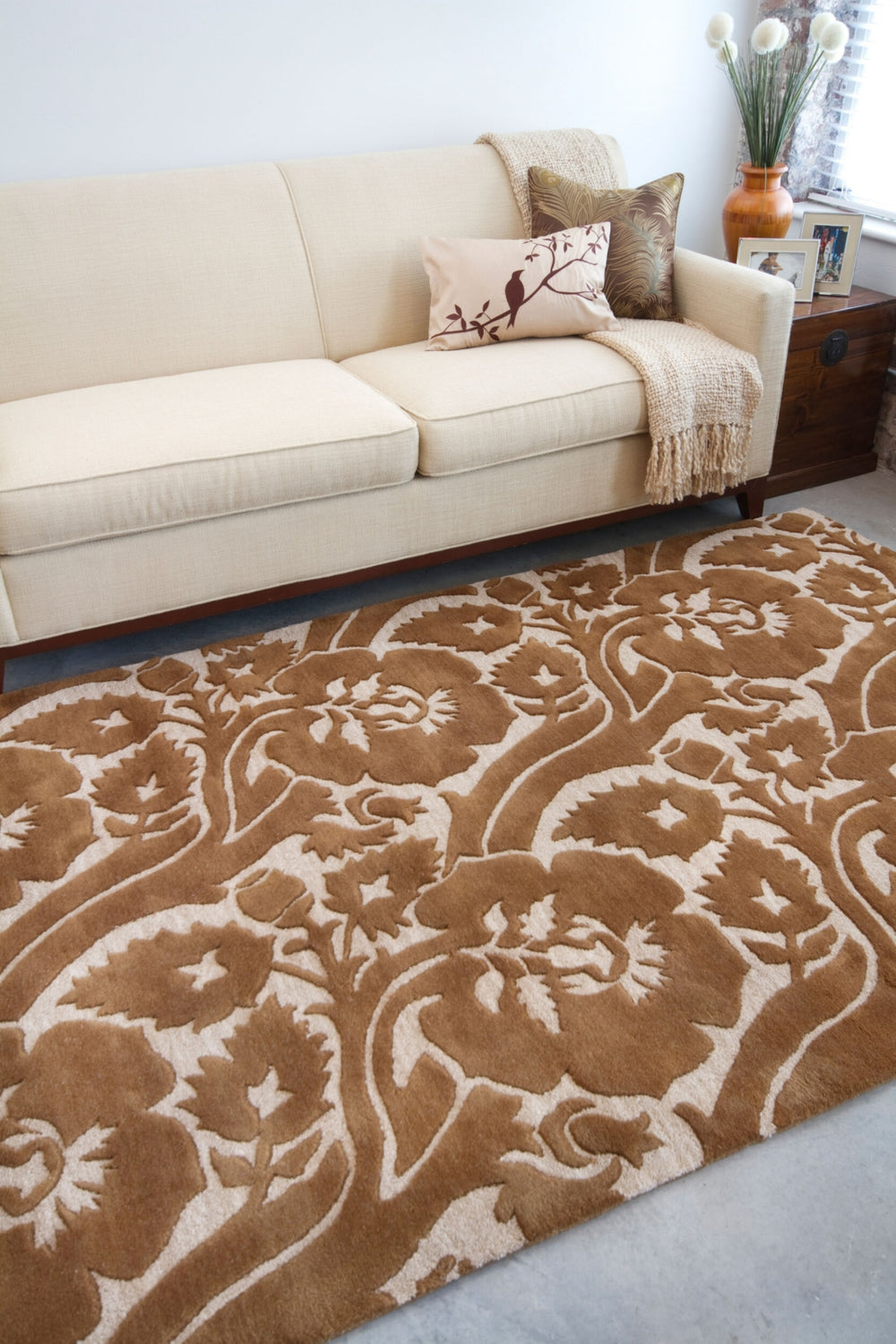 Surya Natura NAT-7019 Area Rug Room Scene Feature