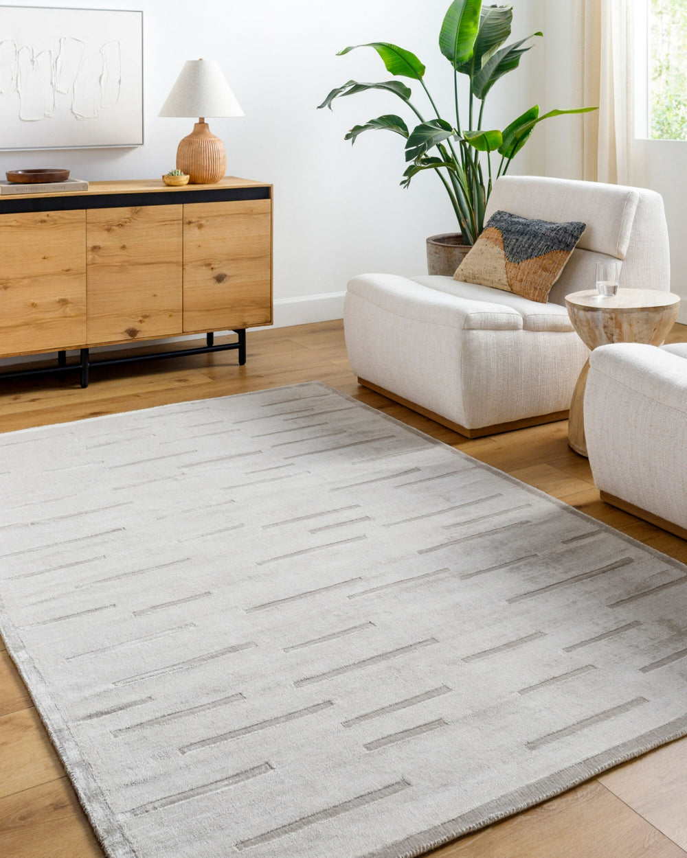 Surya Pier PIE-2305 Area Rug Room Scene Feature
