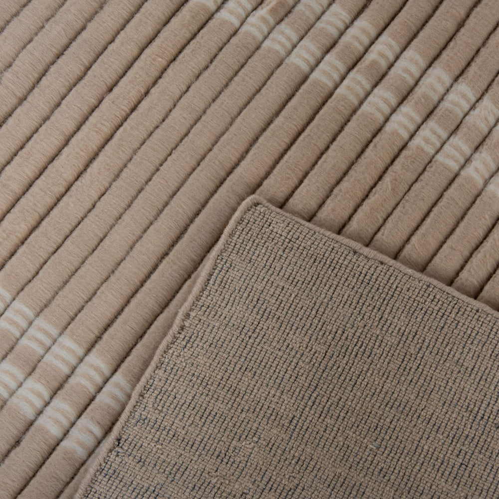 Rizzy Dream DRM245 Taupe Area Rug Room Image Feature