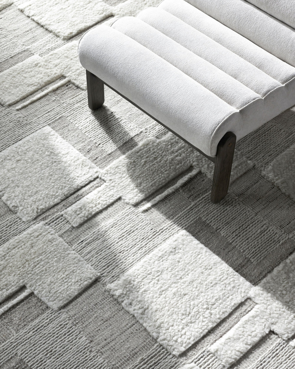 Surya Sardis SAD-2300 Area Rug Style Shot Feature