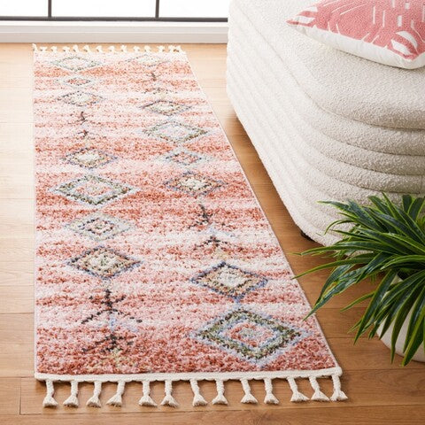 Safavieh Chapel CHP402 Pink / Turquoise Area Rug Room Scene Feature