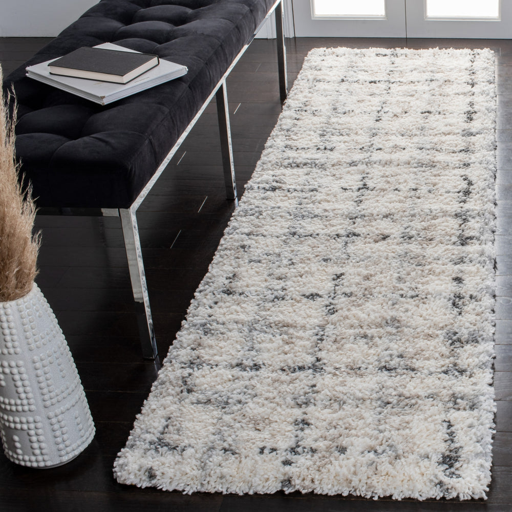 Safavieh Fontana Shag FNT868 Grey / Ivory Area Rug Room Scene Feature