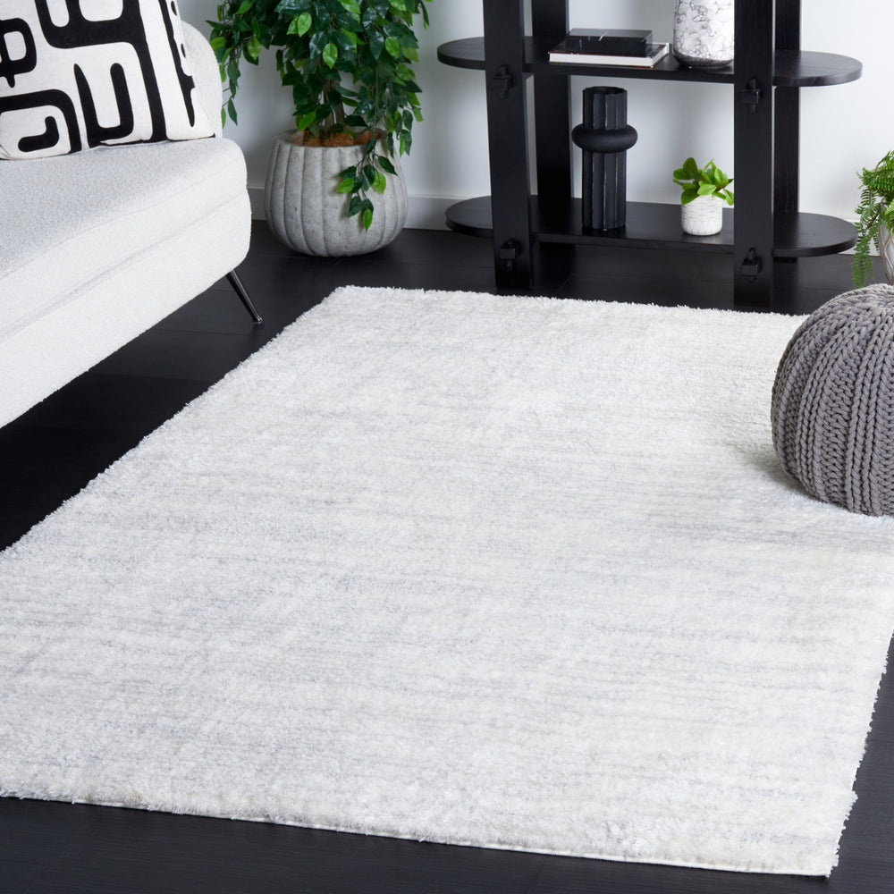 Safavieh Jasmine Shag JSM100 Ivory / Light Grey Area Rug Room Scene Feature