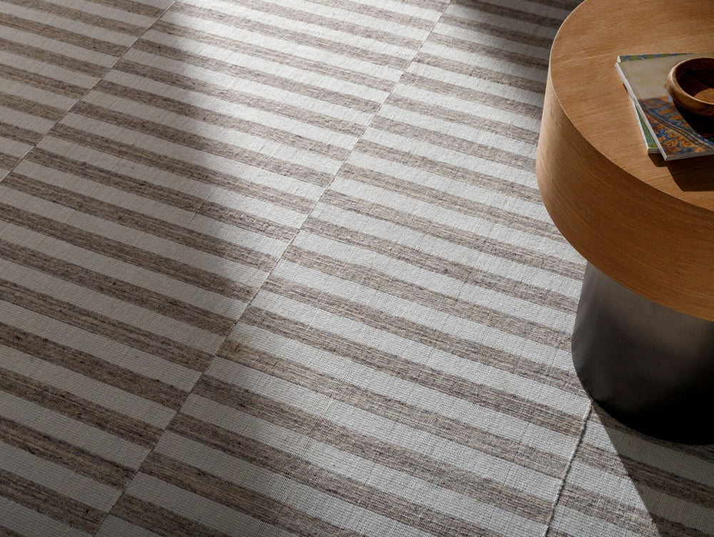Surya Sonia SNI-2304 Area Rug Style Shot Feature