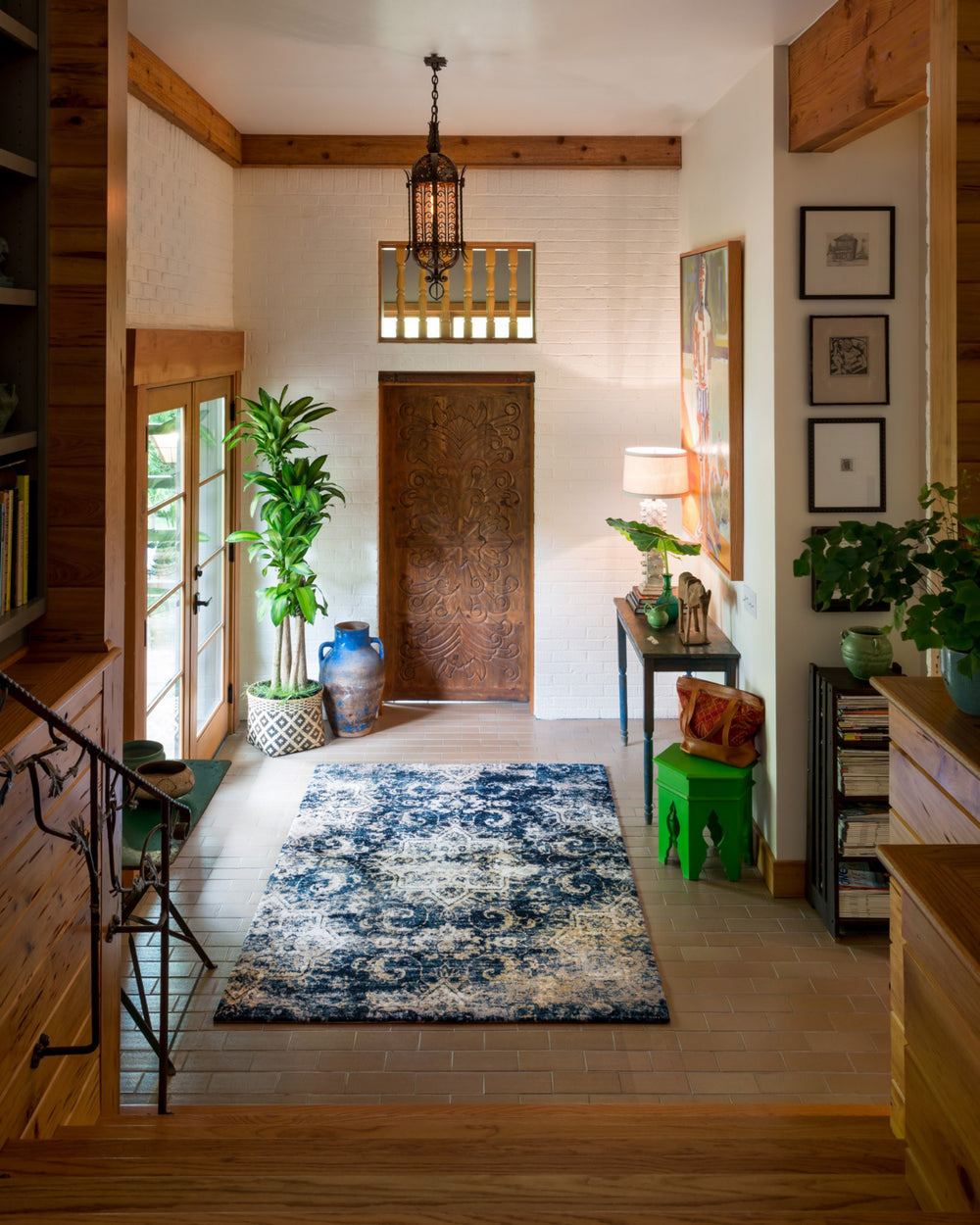 Loloi Torrance TC-04 Navy / Ivory Area Rug Lifestyle Image Feature