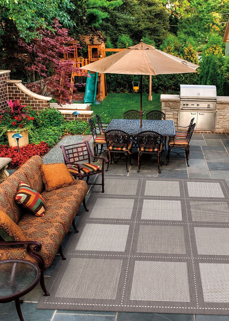 Couristan Recife Summit Grey/White Area Rug Lifestyle Image Feature