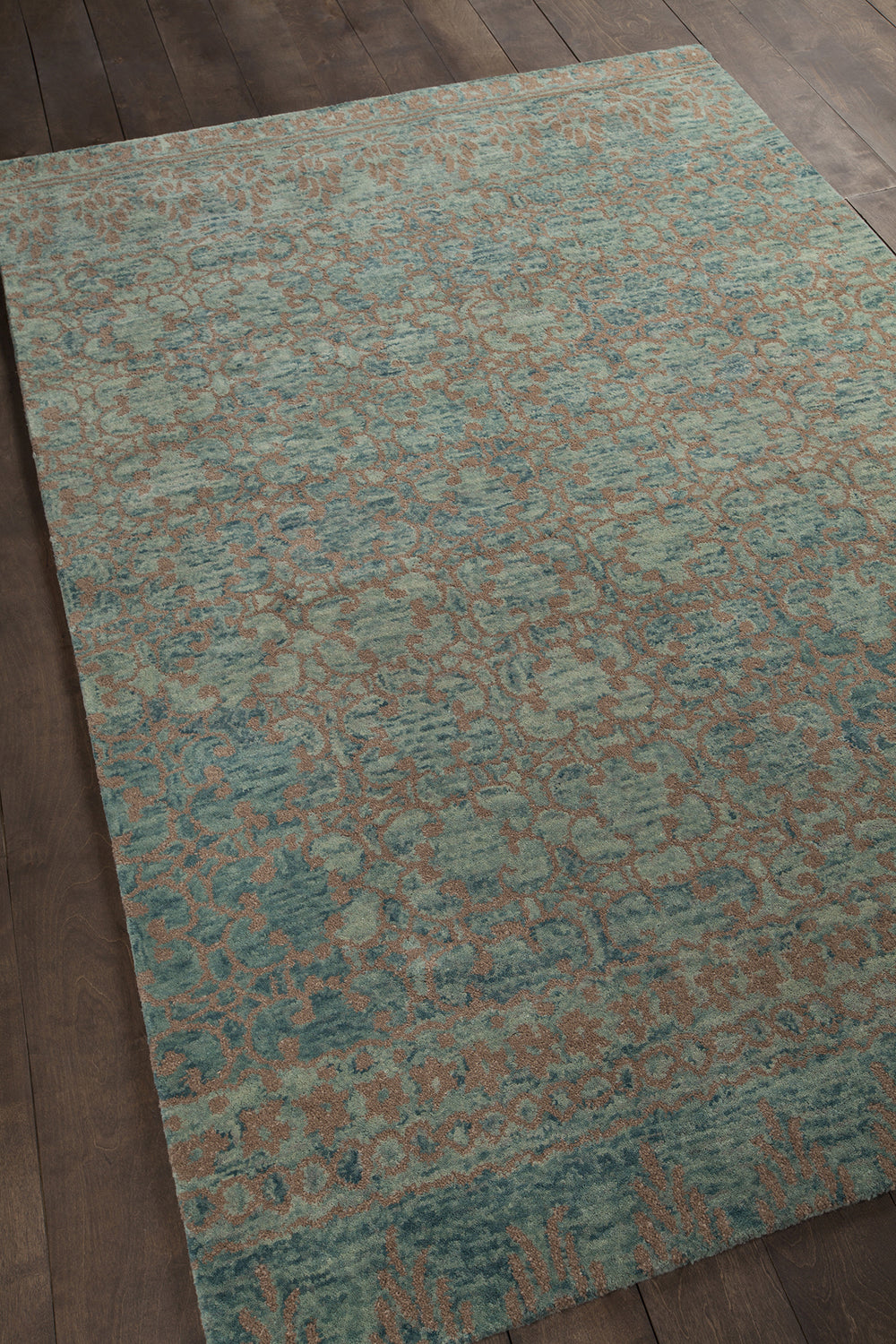 Chandra Berlow BER-32101 Area Rug Feature