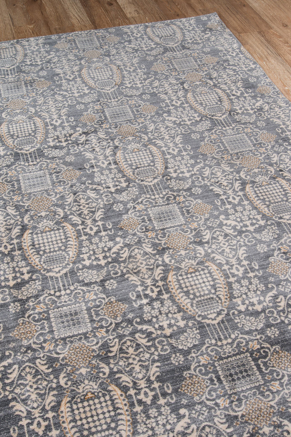 Momeni Brighton BR-06 Grey Area Rug Corner Image Feature