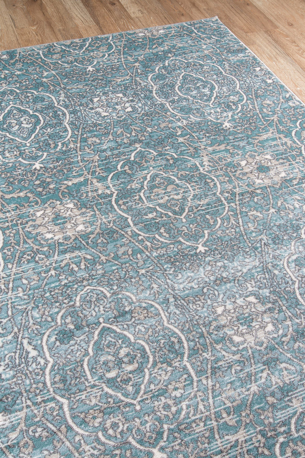 Momeni Brooklyn Heights BH-07 Blue Area Rug Corner Image Feature