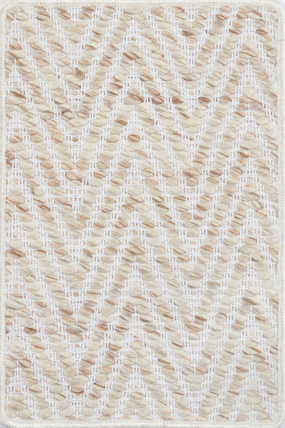 Momeni Chevron Che-B Beige Area Rug by Broadloom
