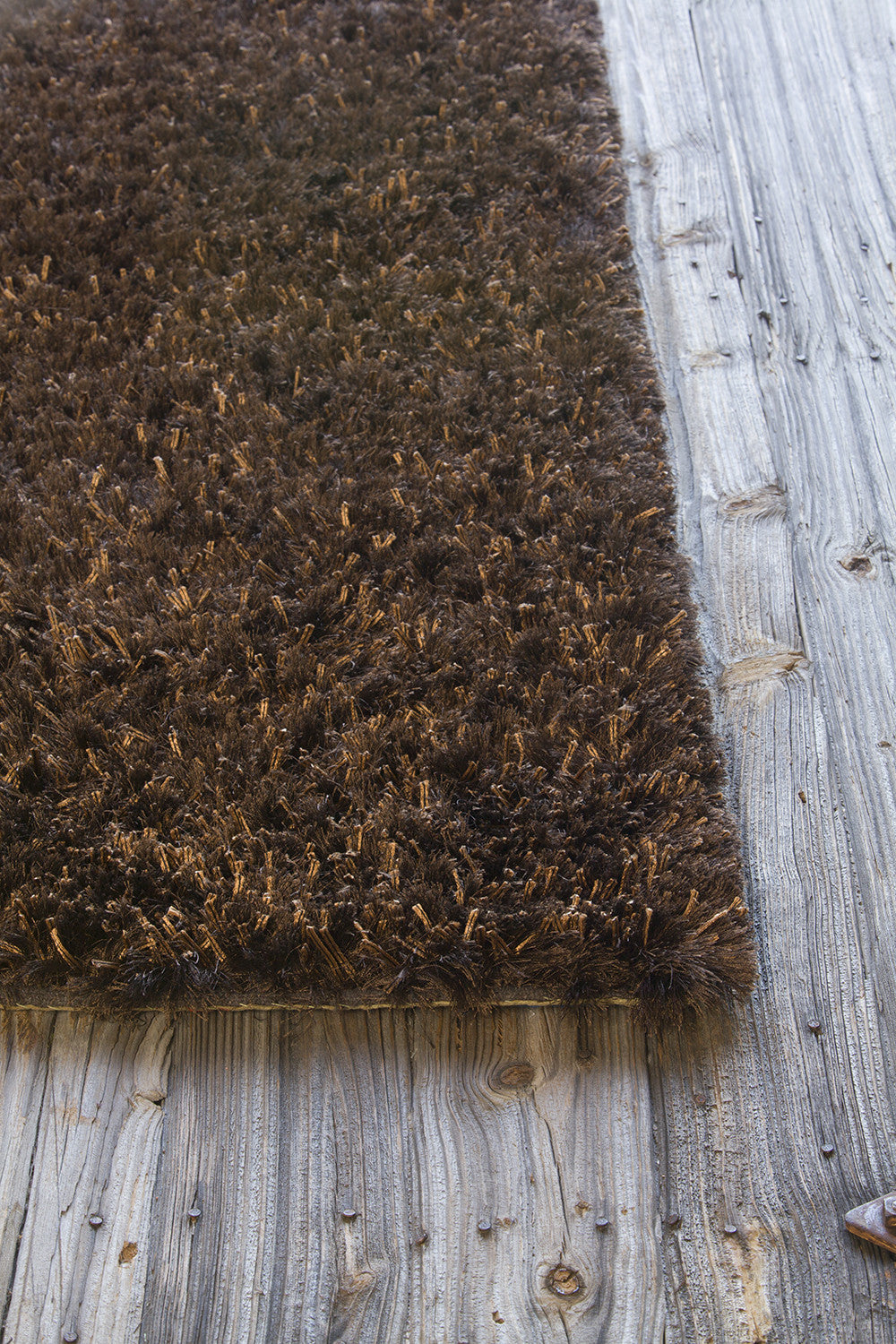 Chandra Dior DIO-14402 Area Rug Corner Shot Feature