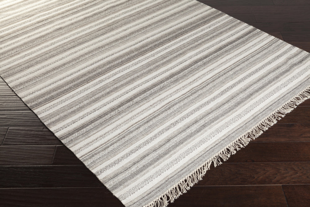 Surya Isabella ISB-1001 Area Rug Corner Shot Feature