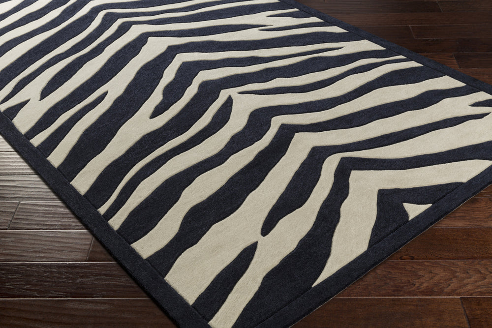 Surya Leap Frog LPF-8001 Area Rug Corner Shot Feature