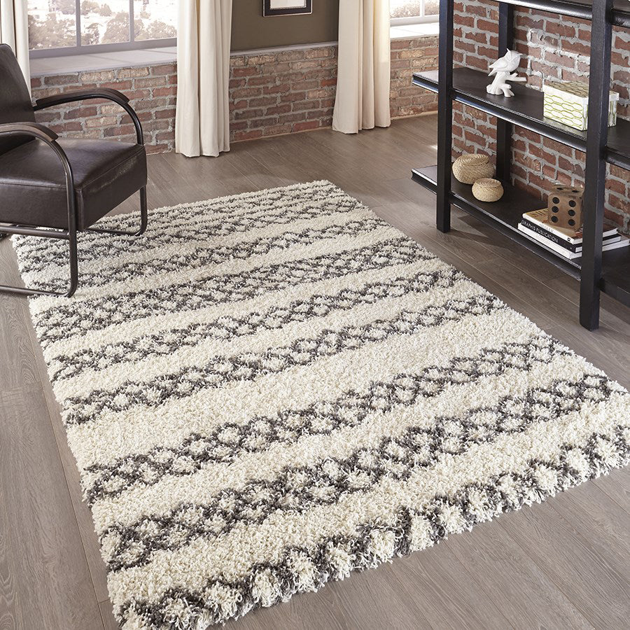 Momeni Maya MAY-3 Ivory Area Rug Detail Shot Feature