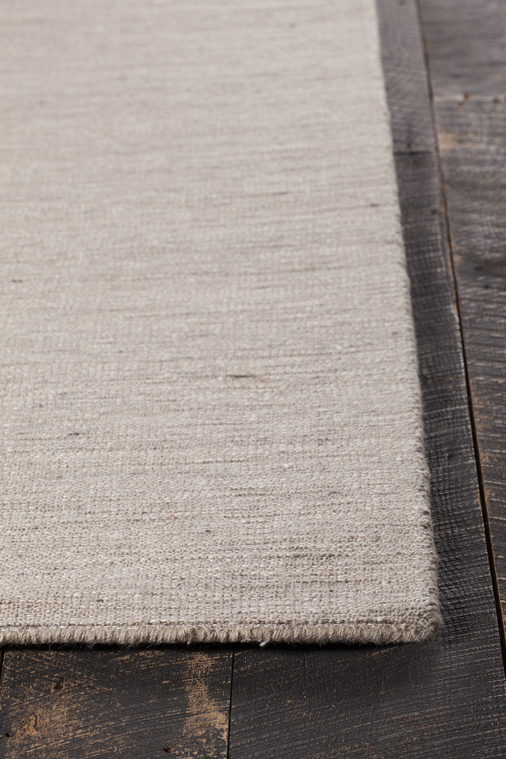 Chandra Medona MED-37404 Area Rug Corner Shot Feature