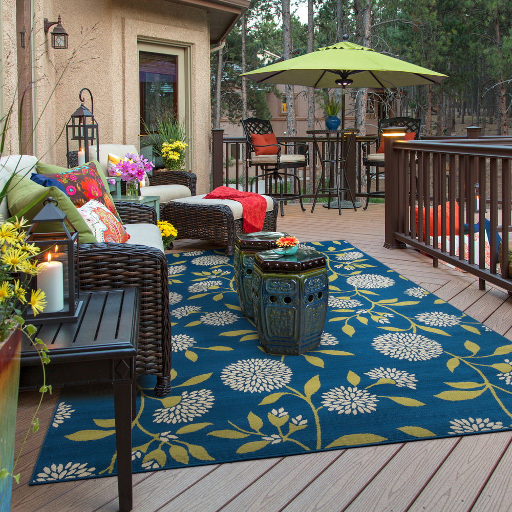 Oriental Weavers Caspian 8327L Blue/Green Area Rug Lifestyle Featured