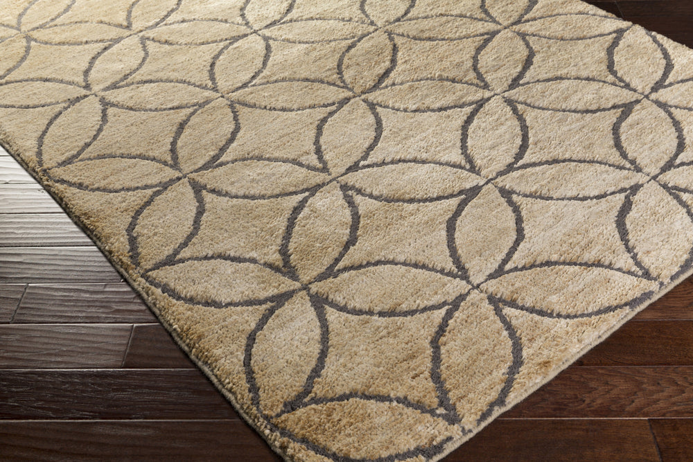 Surya Papyrus PPY-4910 Area Rug 5x8 Corner Feature