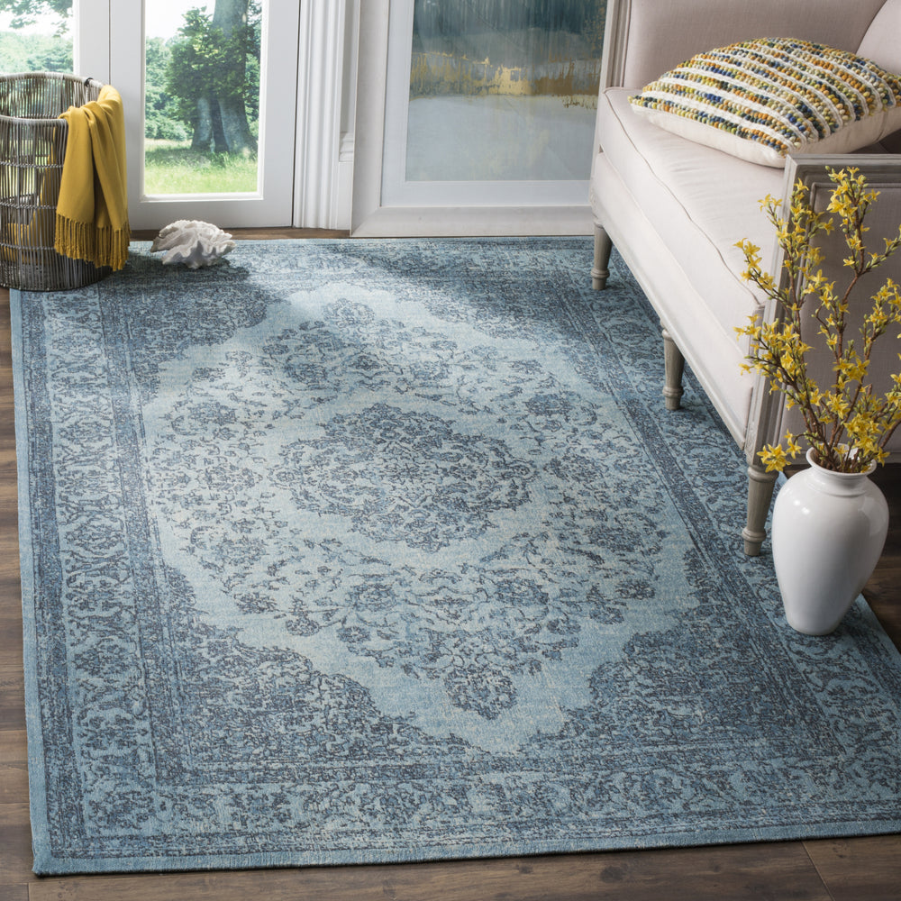 Safavieh Classic Vintage CLV121C Blue Area Rug Feature