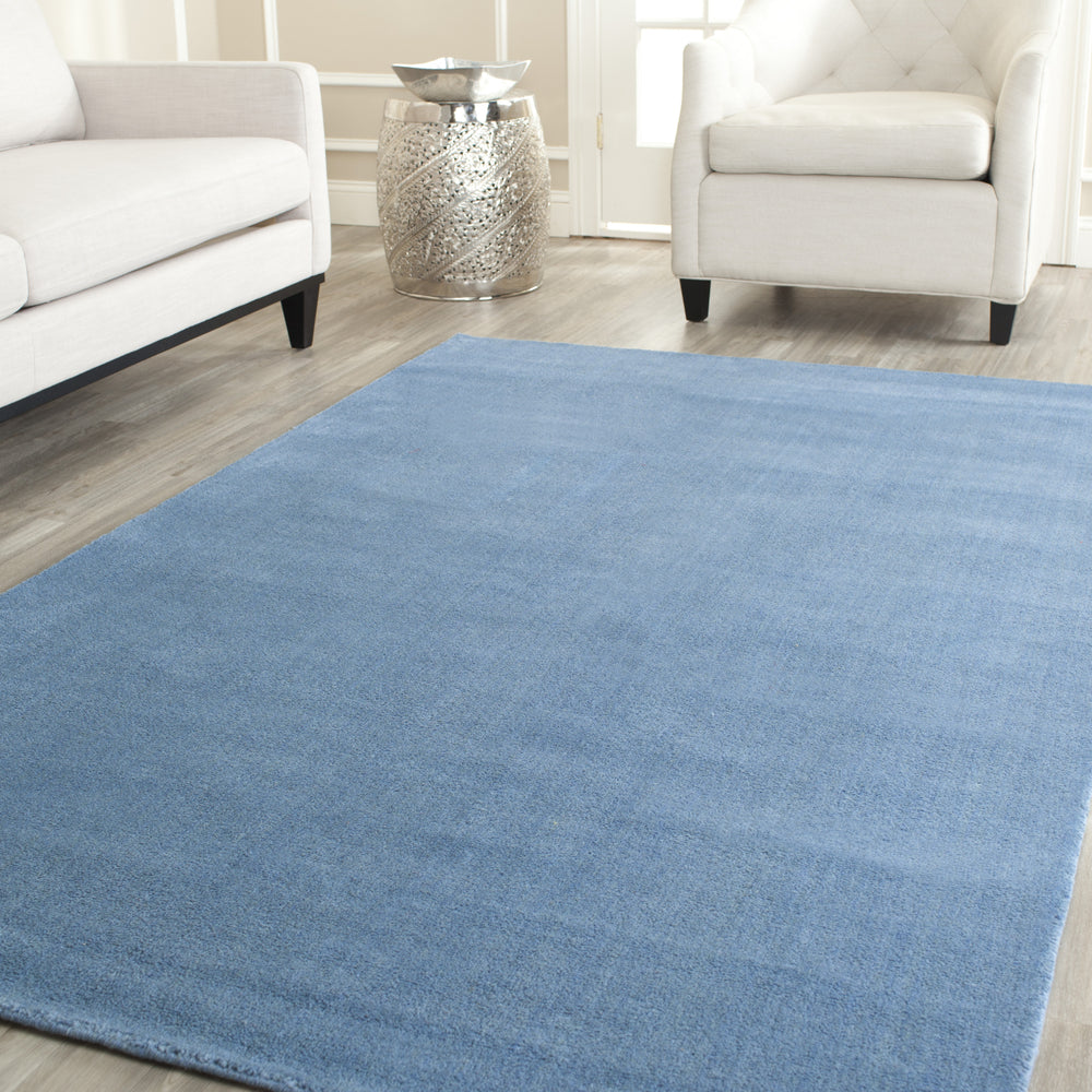 Safavieh Himalaya 610 Blue Area Rug Feature