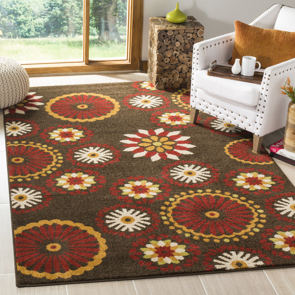 Safavieh Newbury NWB8727 Brown/Red Area Rug Feature