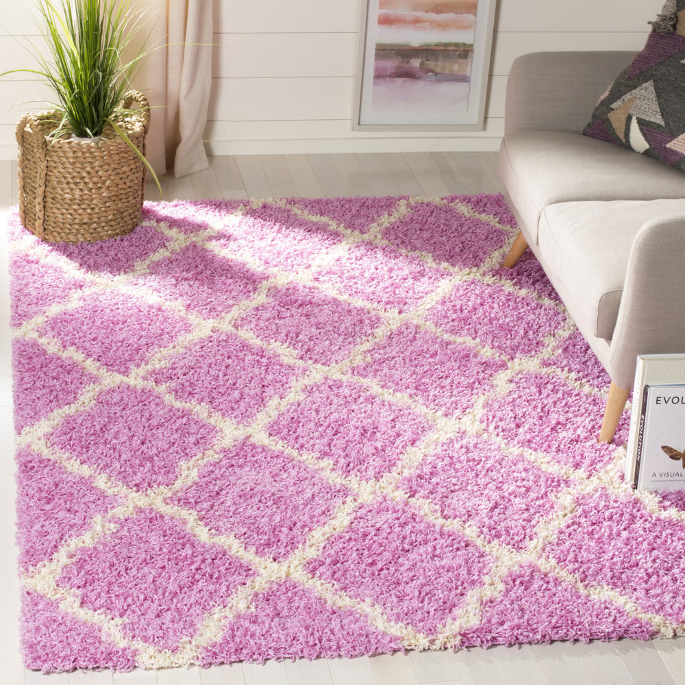 Safavieh Sgd-dallas Shag SGD257I Pink/Ivory Area Rug Feature