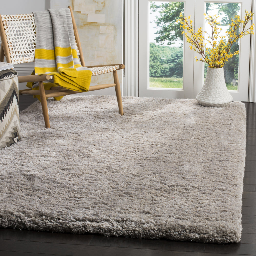 Safavieh Express Shag 620 Silver Area Rug Room Scene Feature