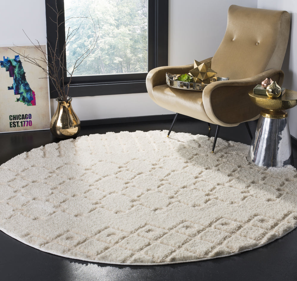 Safavieh Sparta Shag SPG509B Creme/Creme Area Rug Feature