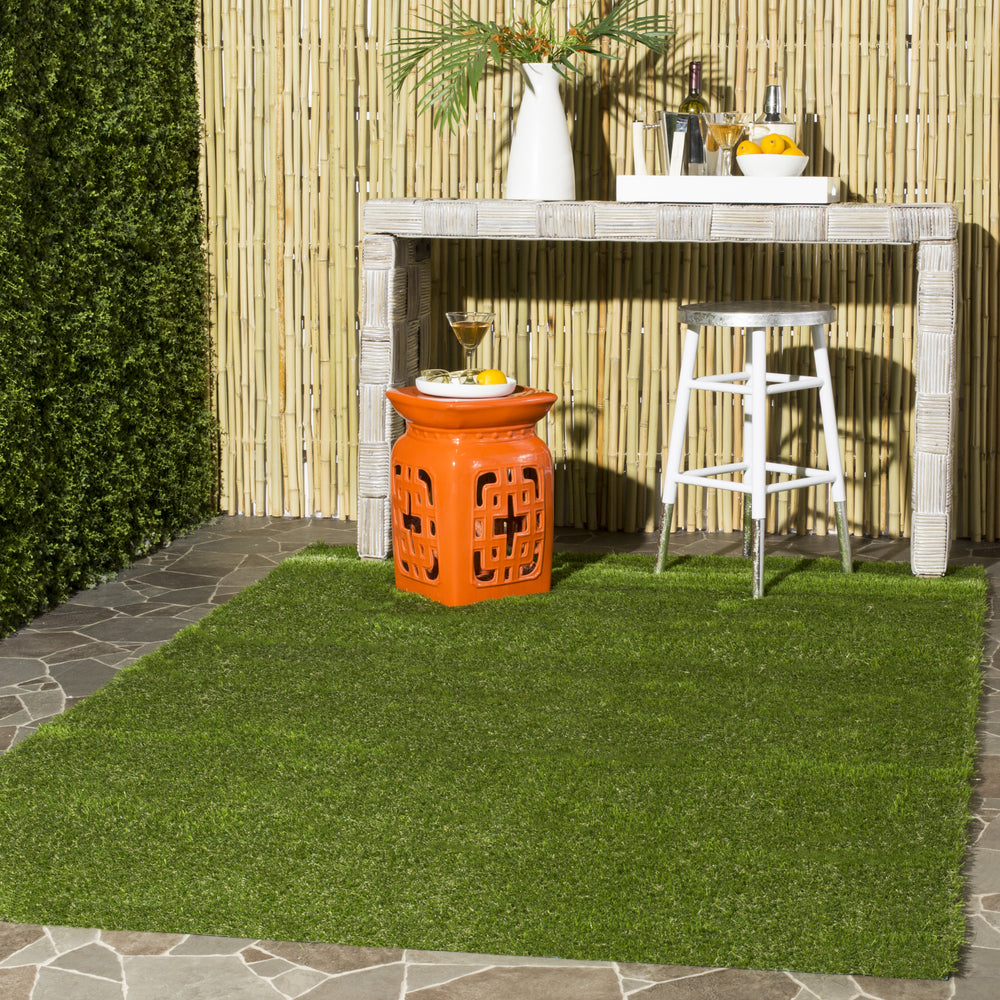 Safavieh Vista VST100A Green Area Rug Feature