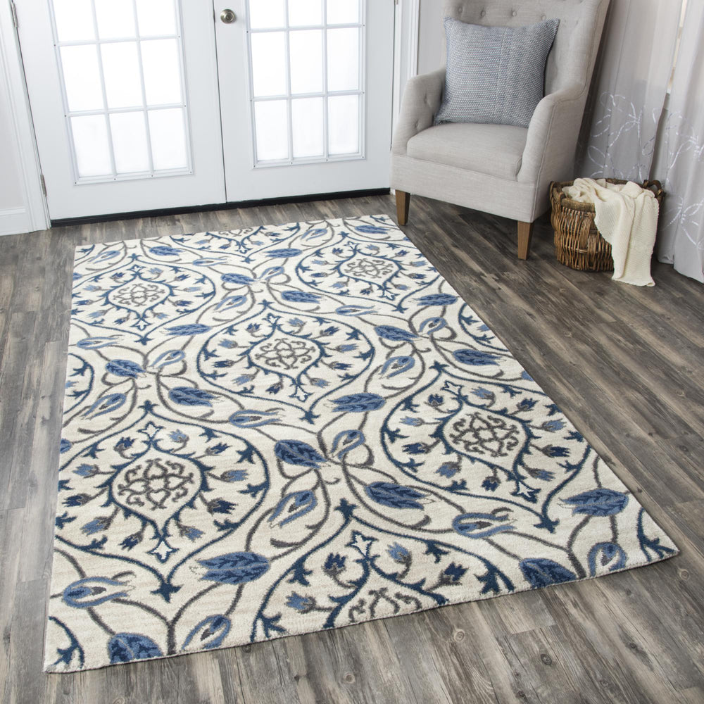 Rizzy Valintino VN9522 Area Rug Room Scene Feature