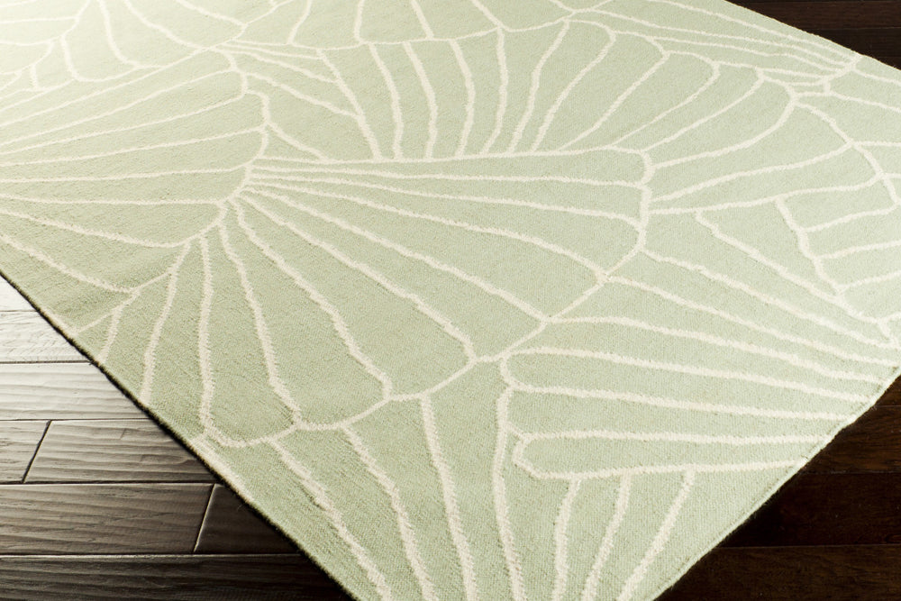 Surya Yacht Club YTC-2019 Area Rug 5x8 Corner Feature